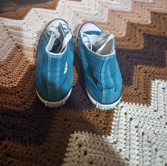 Womens Converse Chuck Taylor - Picture 4 of 5